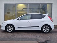 begagnad Hyundai i30 1.6 CRDi 128hk/Ny Besiktigad/Skin/Facelift/