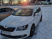 Begagnad Skoda Superb 140 HK (102 kW) 2015 Kombi
