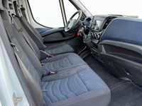 Begagnad Iveco Daily 116 HK (85 kW) 2019 Vit Van