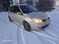 Begagnad Renault Scénic II 112 HK (82 kW) 2007 Minibuss