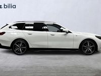 Begagnad BMW 530 M Sport 303 HK (222 kW) 2025 Vit Kombi