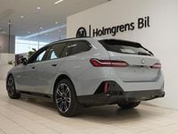 Begagnad BMW i5 Efficient Dynamics 250 kW (340 HK) 2024 Grå/silver Sedan
