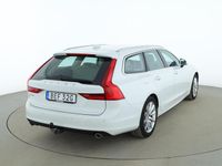 Begagnad Volvo V90 Momentum 192 HK (141 kW) 2019 Vit Kombi