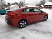 begagnad Hyundai Ioniq Hybrid 1.6 DCT Motorvärmare, v-hjul