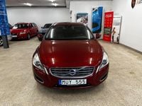 Begagnad Volvo V60 Summum 136 HK (100 kW) 2013 Röd Kombi