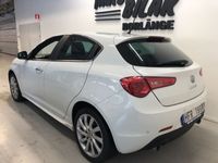 begagnad Alfa Romeo Giulietta Alfa 2.0D 140 Hk Manuell Distinctive