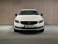 begagnad Volvo V60 CC D4 AWD I Drag I Värmare I VOC I B-Kamera