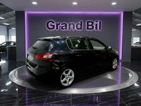 Begagnad Peugeot 308 Active 125 HK (91 kW) 2014 Svart Halvkombi
