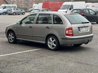 begagnad Skoda Fabia 1.4L i fint Skick