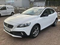 Begagnad Volvo V40 CC 120 HK (88 kW) 2016 Vit Kombi