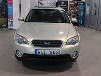 begagnad Subaru Outback 2.5 4WD / Drag / M-Värme / T-Lucka