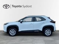 Begagnad Toyota Yaris Hybrid Active 117 HK (86 kW) 2023 Vit