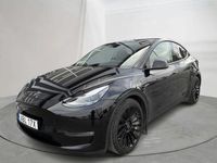 Begagnad Tesla Model Y Performance 392 kW (534 HK) 2024 Svart SUV