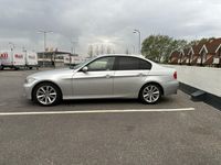 begagnad BMW 325 xi Sedan Advantage, Comfort, Dynamic