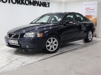 Begagnad Volvo S60 Momentum 170 HK (125 kW) 2007 Mörkblå Sedan