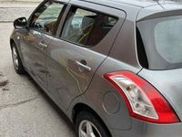 begagnad Suzuki Swift endast 2 ägare