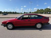 Begagnad Alfa Romeo Alfetta 130 HK (95 kW) 1986 Sportkupé