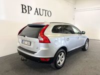 begagnad Volvo XC60 D5 AWD Geartronic Momentum Euro 4, Drag, värmare