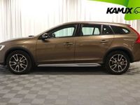 begagnad Volvo V60 CC D4 AWD Summum VOC Rattvärme