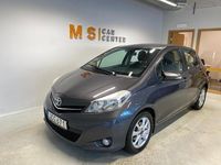 Begagnad Toyota Yaris Multidrive S 99 HK (72 kW) 2012 Grå Halvkombi