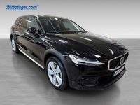 Begagnad Volvo V60 CC 197 HK (144 kW) 2023 Kombi