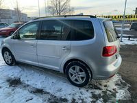 begagnad VW Touran 1.6 TDI DSG Sekventiell 105hk