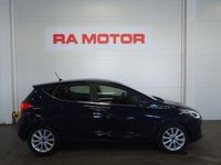 Begagnad Ford Fiesta Titanium 101 HK (74 kW) 2018 Blå Halvkombi