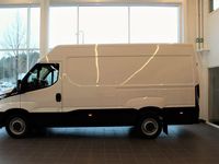 Ny Iveco Daily 136 HK (100 kW) 2025 Vit Van