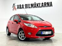 Begagnad Ford Fiesta Titanium 71 HK (52 kW) 2012 Röd Halvkombi