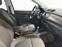 Begagnad Skoda Fabia Style 110 HK (80 kW) 2017 Blå Halvkombi