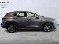 begagnad Lexus NX350h FWD Business El stolar skinn Navi Apple carplay