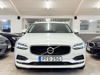 Begagnad Volvo V90 Momentum 191 HK (140 kW) 2019 Vit Kombi