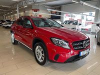 Begagnad Mercedes GLA200 156 HK (114 kW) 2018 Röd SUV