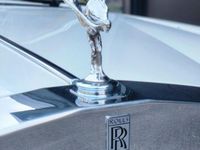 Begagnad Rolls Royce Silver Spur 241 HK (177 kW) 1985 Vit Sedan