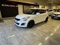 Begagnad Suzuki Swift 94 HK (69 kW) 2015 Vit Halvkombi