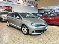 Begagnad Toyota Auris Touring Sports Active 136 HK (100 kW) 2017 Grå Kombi