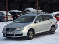 Begagnad VW Golf VI 105 HK (77 kW) 2008 Silver Halvkombi