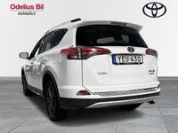 begagnad Toyota RAV4 Hybrid E-FOUR 2,5 ELHYBRID AWD-i EXECUTIVE 2016, SUV