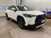 Begagnad Toyota Corolla Cross Active 200 HK (147 kW) 2022 Vit SUV