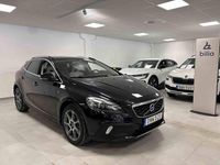 Begagnad Volvo V40 2015 Svart Halvkombi