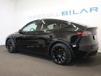 begagnad Tesla Model Y Standard Range Dragkrok 20" 2023, SUV