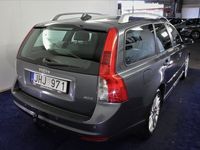 begagnad Volvo V50 2.0 D Summum (136hk) NY SERVAD, BESIKTAD