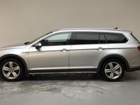 begagnad VW Passat Alltrack VW 2.0 TDI Sportscombi 4MOTION 2018, Crossover