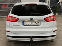 Begagnad Ford Mondeo Titanium 150 HK (110 kW) 2015 Vit Kombi