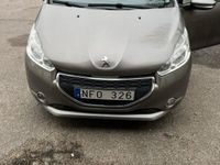 begagnad Peugeot 208 5-dörrar 1.2 VTi Euro 5