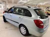 Begagnad Skoda Fabia Elegance 69 HK (50 kW) 2012 Grön Kombi