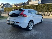 begagnad Volvo V40 T3 Kinetic Euro 5