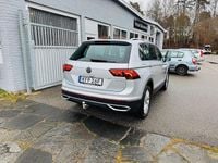 Begagnad VW Tiguan Elegance 245 HK (180 kW) 2022 Silver metallic SUV
