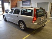 begagnad Volvo V70 2.4 (170hk) Automat Classic / Drag / Nyservad & Ny Besiktad M.M