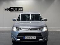 Begagnad Mitsubishi Outlander 150 HK (110 kW) 2015 Silver SUV
